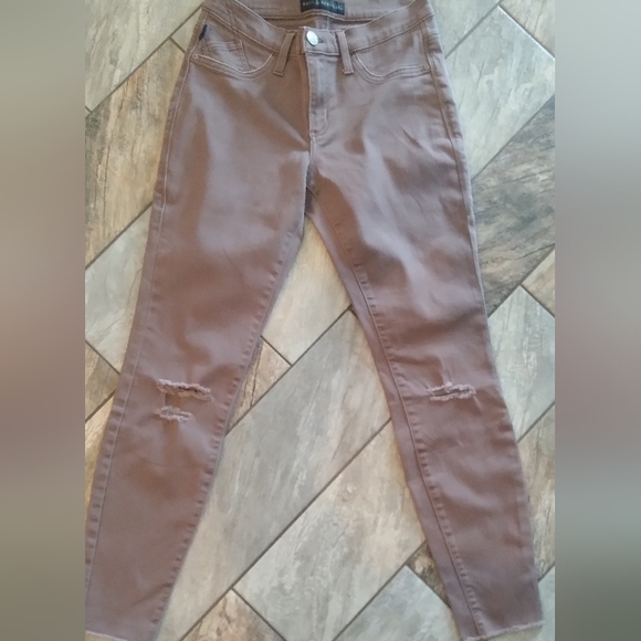 Nwot Rock & Republic colored denim - Picture 2 of 15